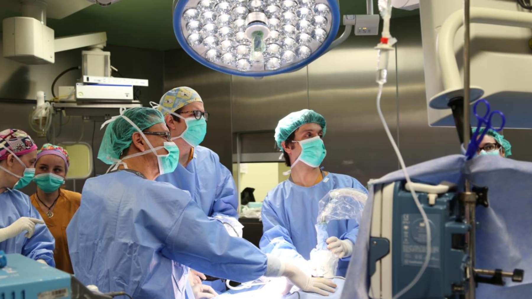 Una cirugía en un hospital de Cataluña.